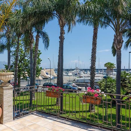 Casa Delle Zammare Fronte Mare Centro Storico Villa Riposto Kültér fotó