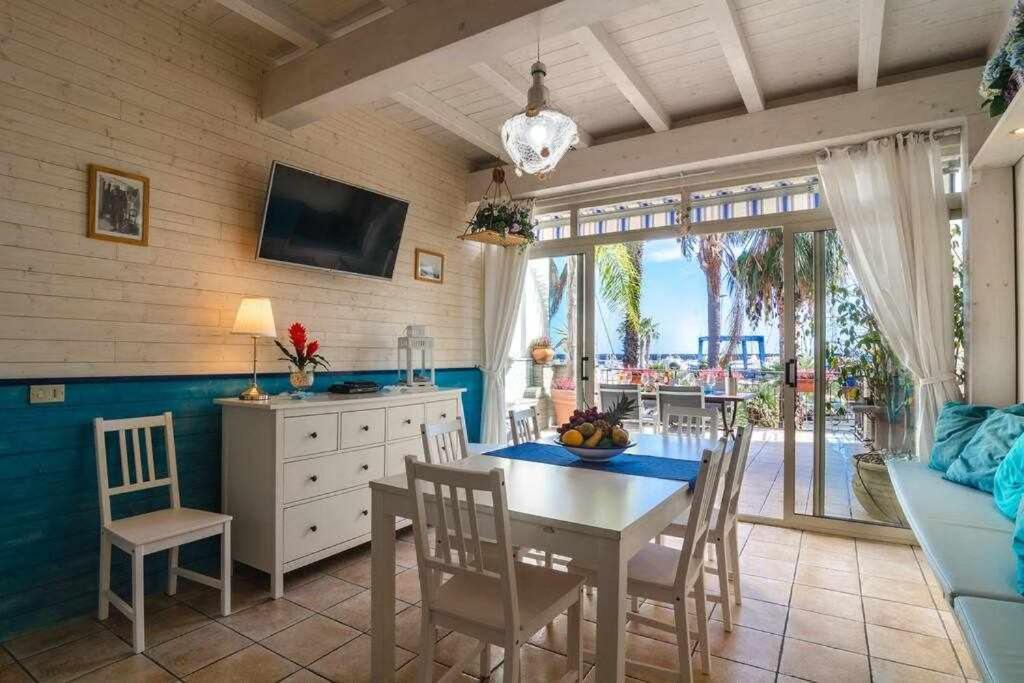 Casa Delle Zammare Fronte Mare Centro Storico Villa Riposto Kültér fotó