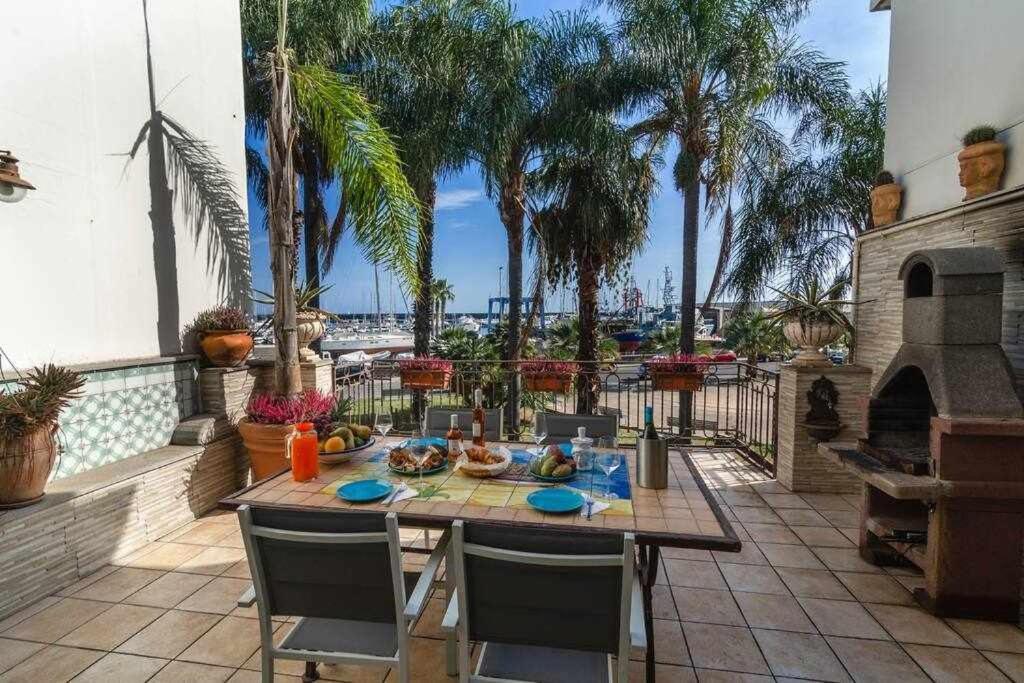 Casa Delle Zammare Fronte Mare Centro Storico Villa Riposto Kültér fotó