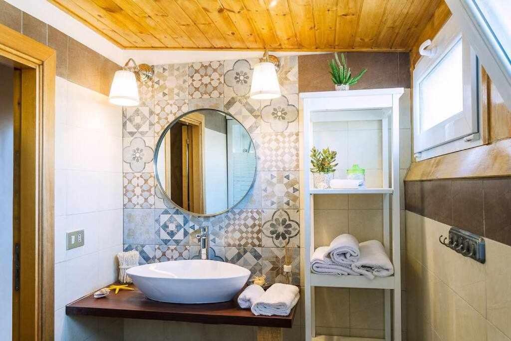 Casa Delle Zammare Fronte Mare Centro Storico Villa Riposto Kültér fotó